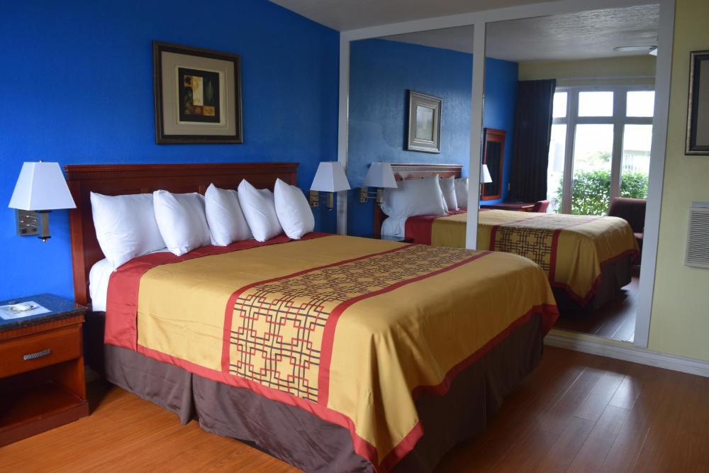 King Room interior